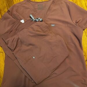 Figs Mauve Scrub Top with Gray Tie